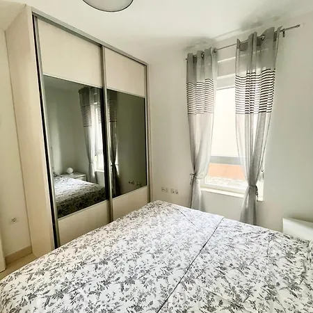 Apartman Laura Podstrana